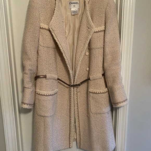 Vintage Chanel wool jacket - Picture 2 of 7
